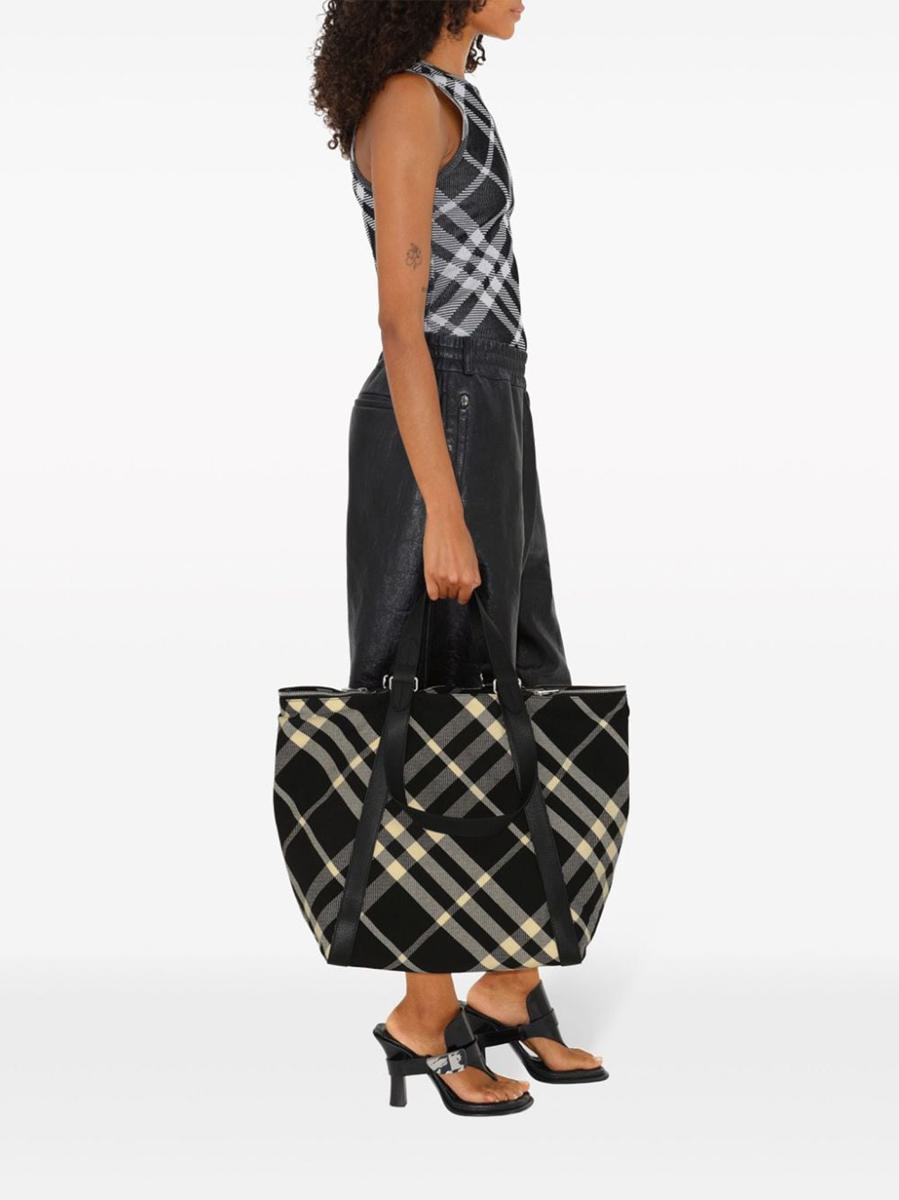 Burberry Shoulder Bags