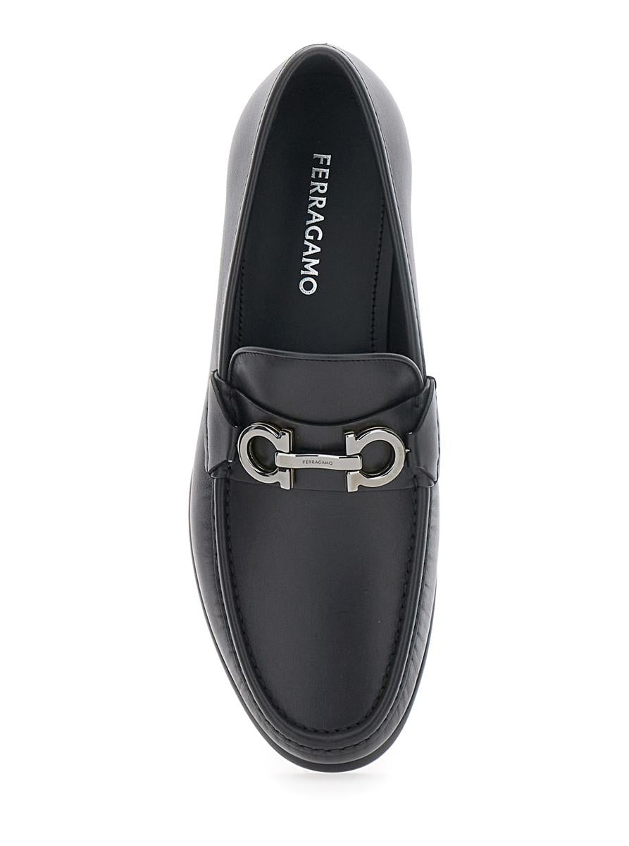 'Avril' Black Loafers With Gancini Plaque On The Front In Leather Man