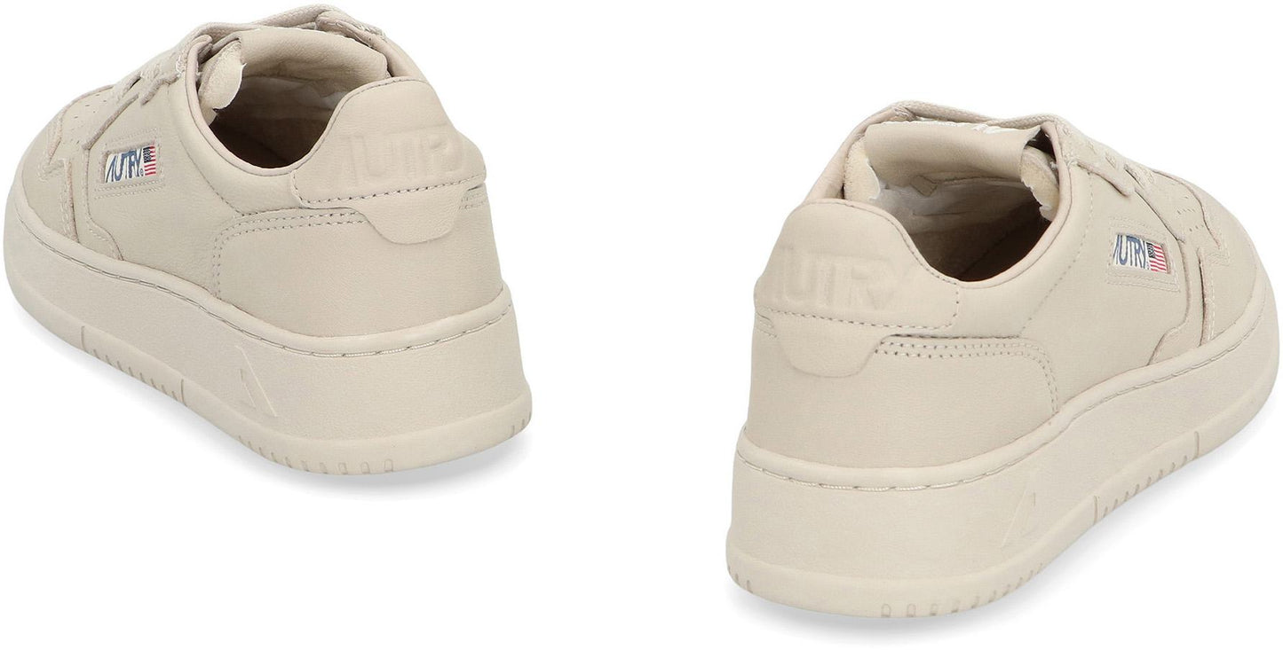 Autry Medalist Leather Sneakers