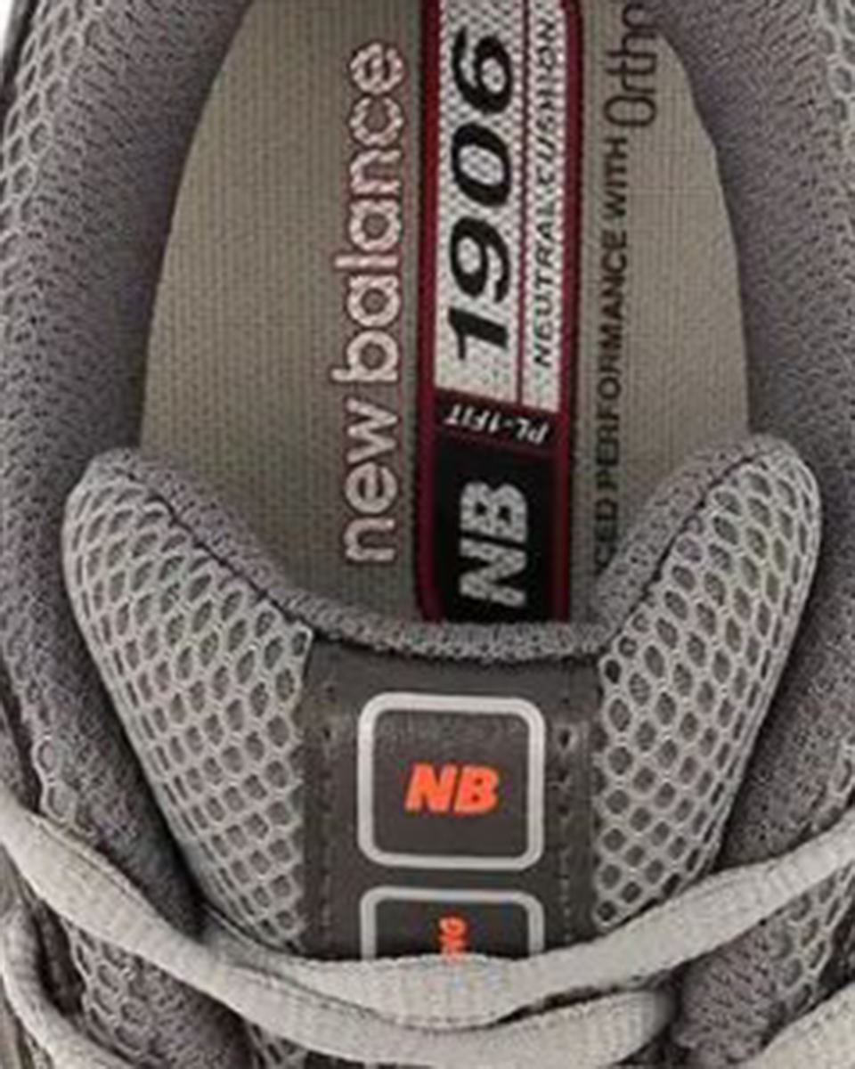 New Balance Sneakers 2
