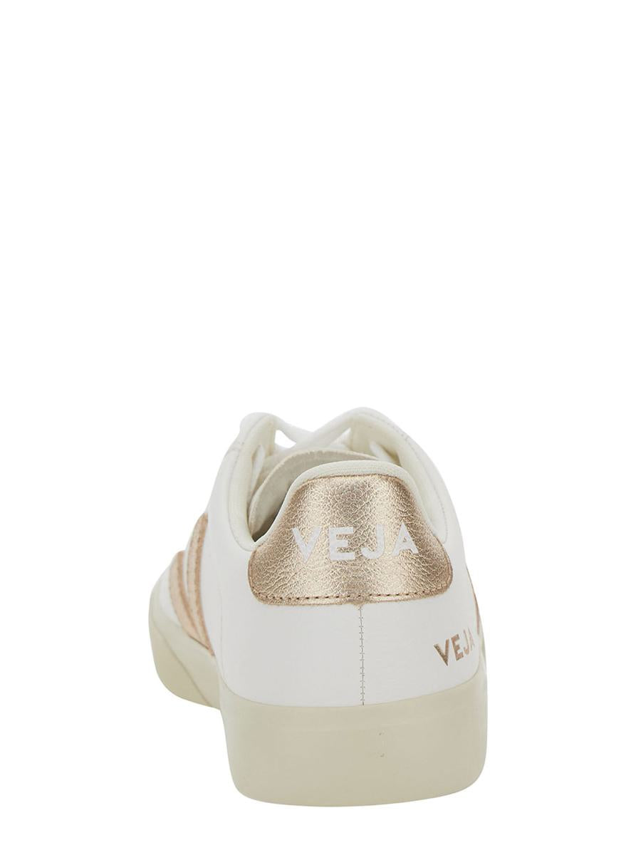 'Campo' White Low Top Sneakers With Metallic Logo In Leather Unisex