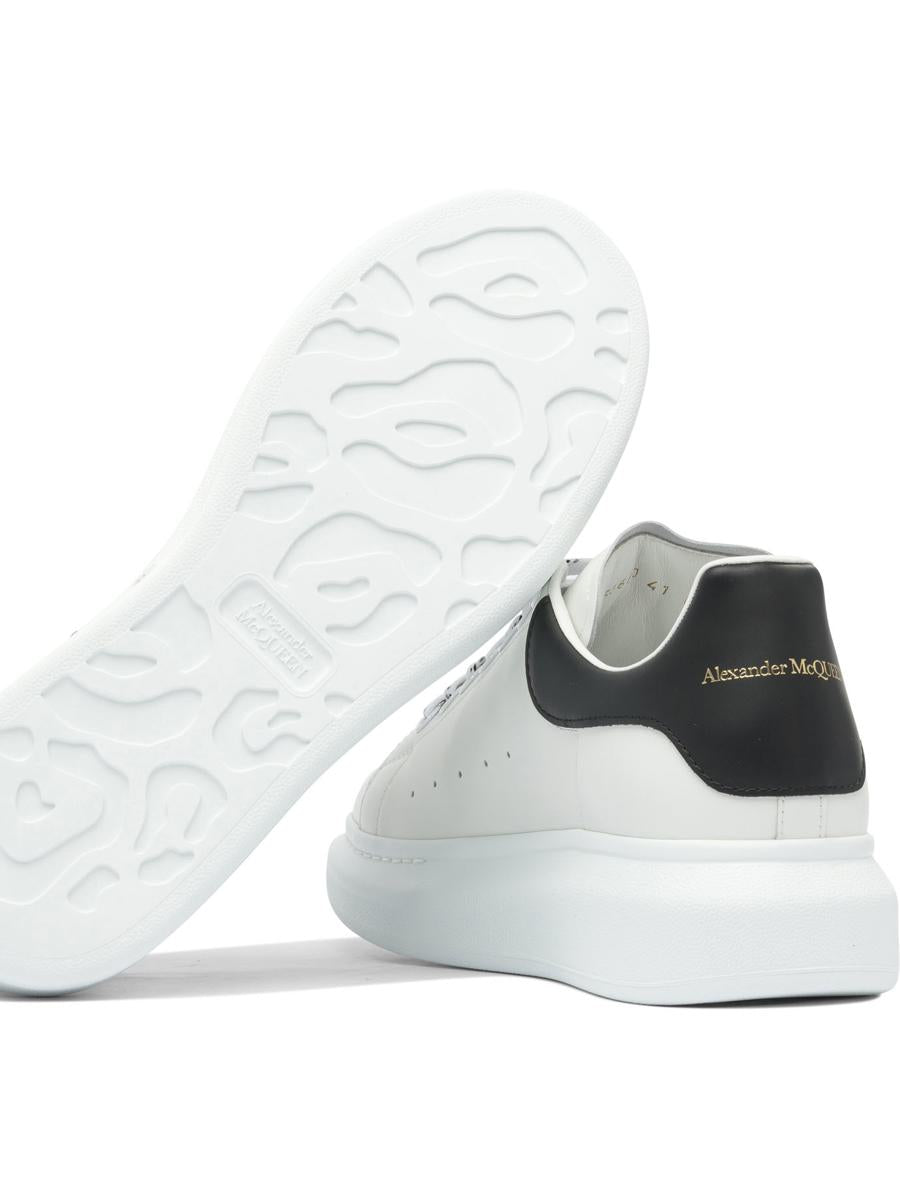 Alexander McQueen Sneakers & Slip-On