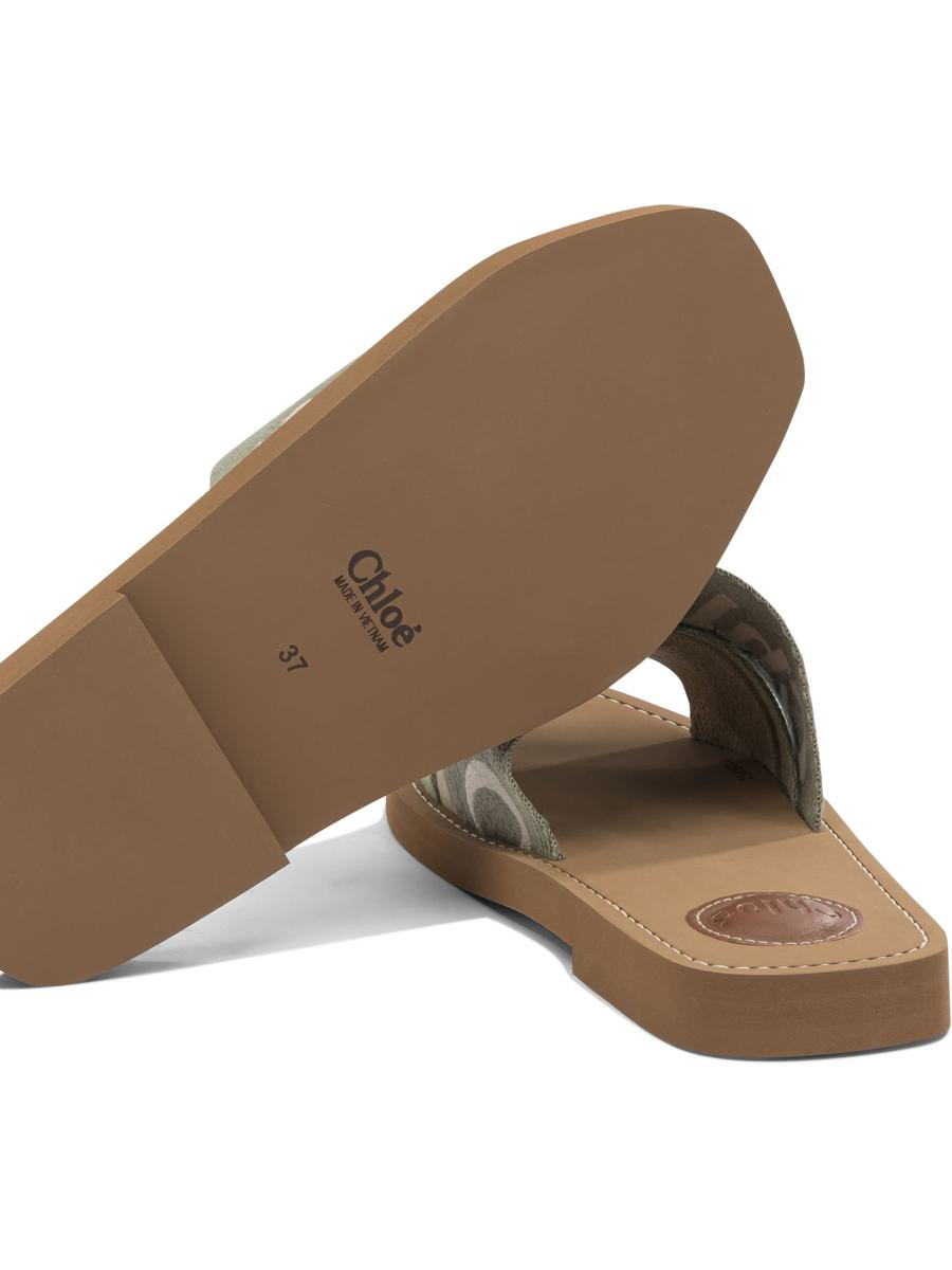Chloé "Woody" Slides