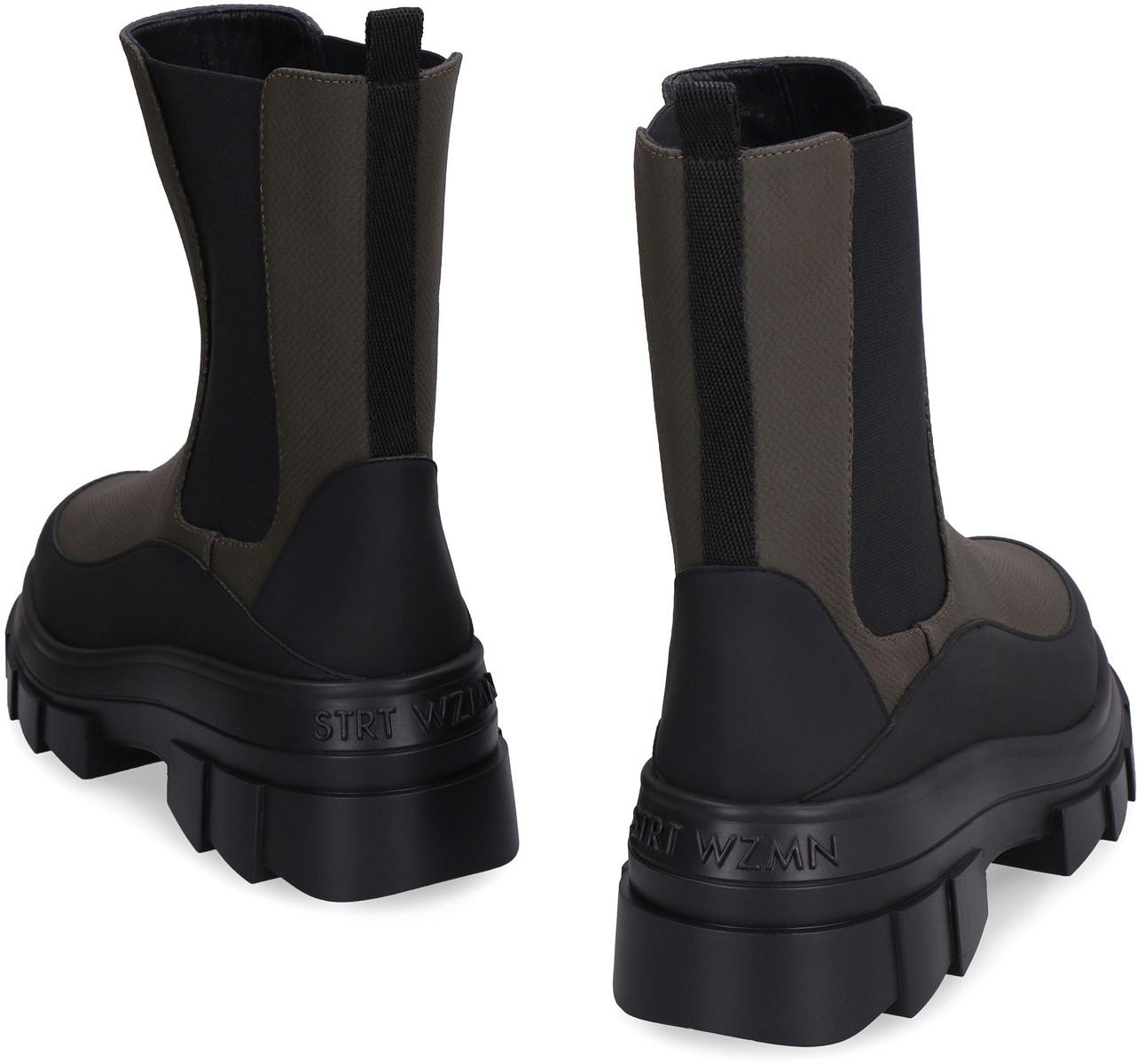 Stuart Weitzman Noho Chelsea Boots