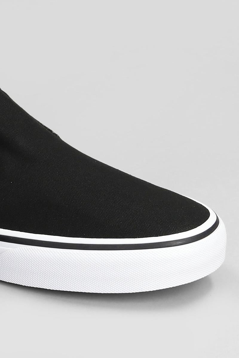 Vans Ua Classic Slip-On Sneakers