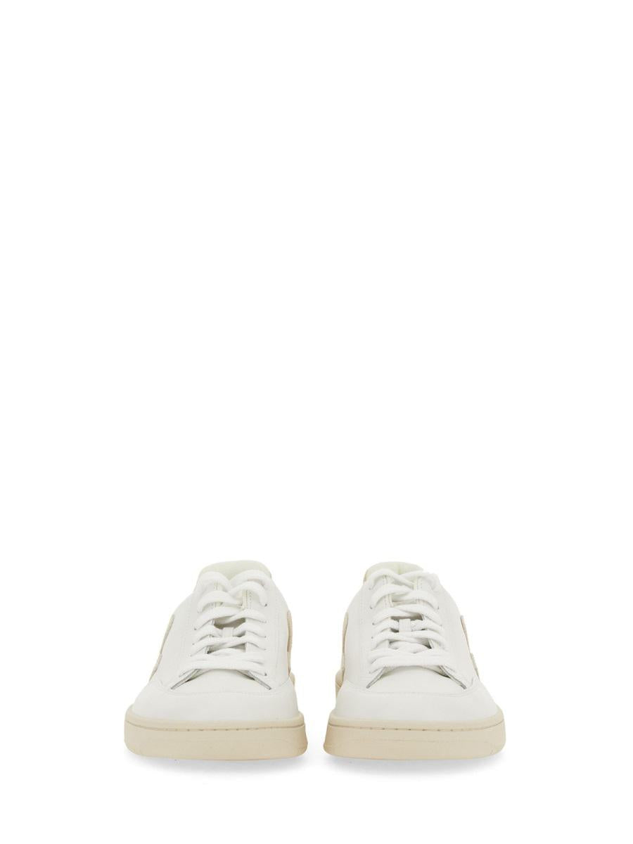 Veja Sneaker V-12