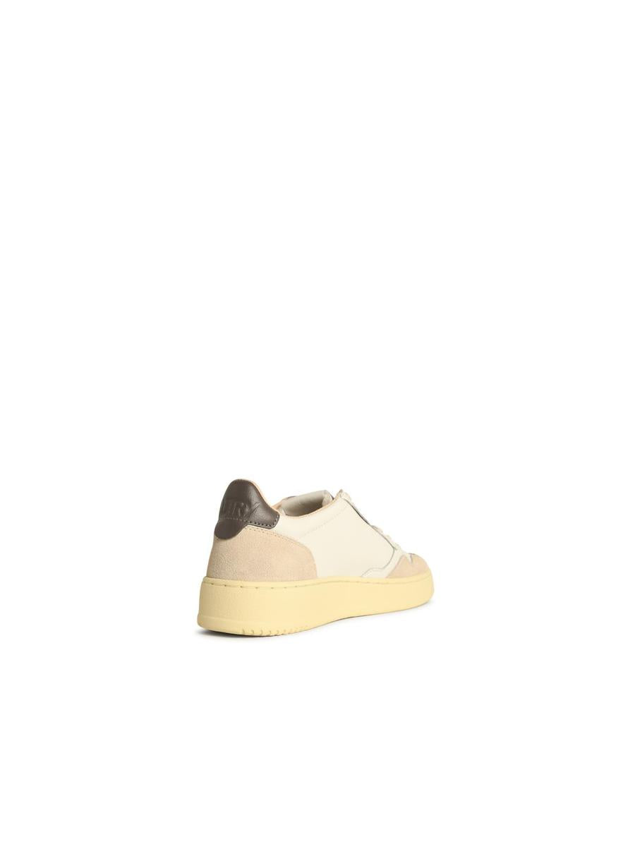 Autry 'Medalist Low' White Leather Sneakers
