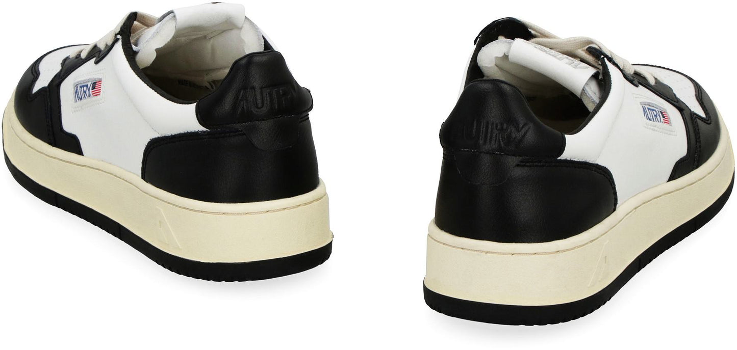 Autry Medalist Low-Top Sneakers