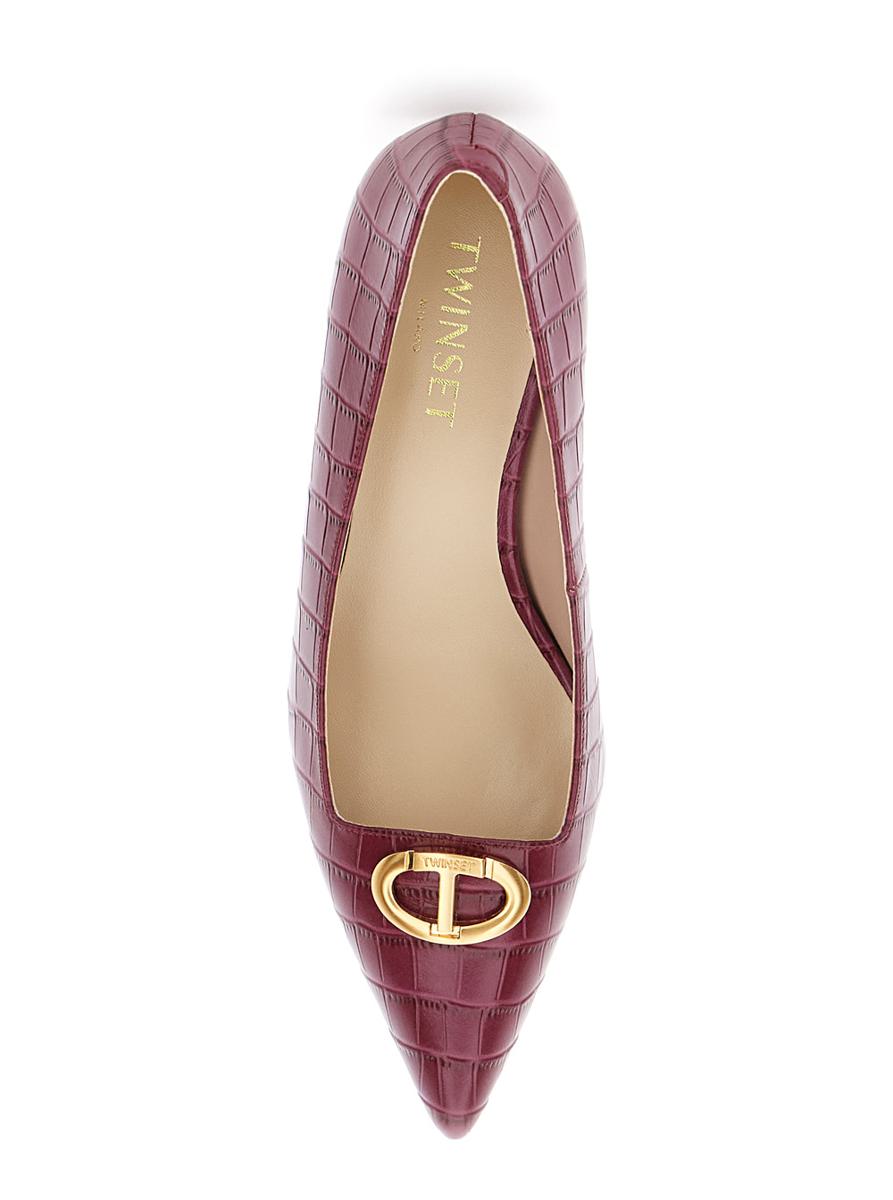 Bordeaux Pumps With Low Stiletto Heel And Embissed Crocodile Effect In Leather Woman