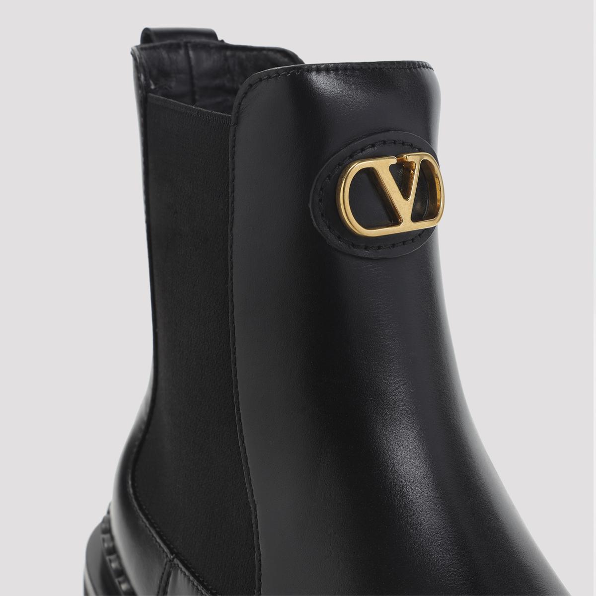 Valentino Garavani Boots