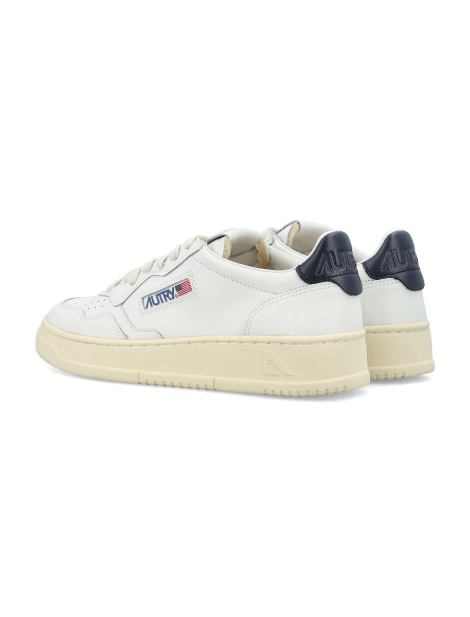 Autry Medalist Low Sneakers