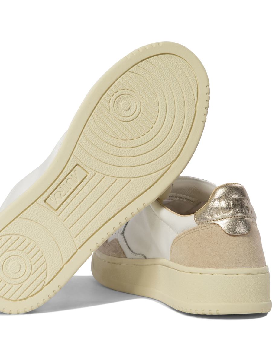 Autry "Medalist Low" Sneakers