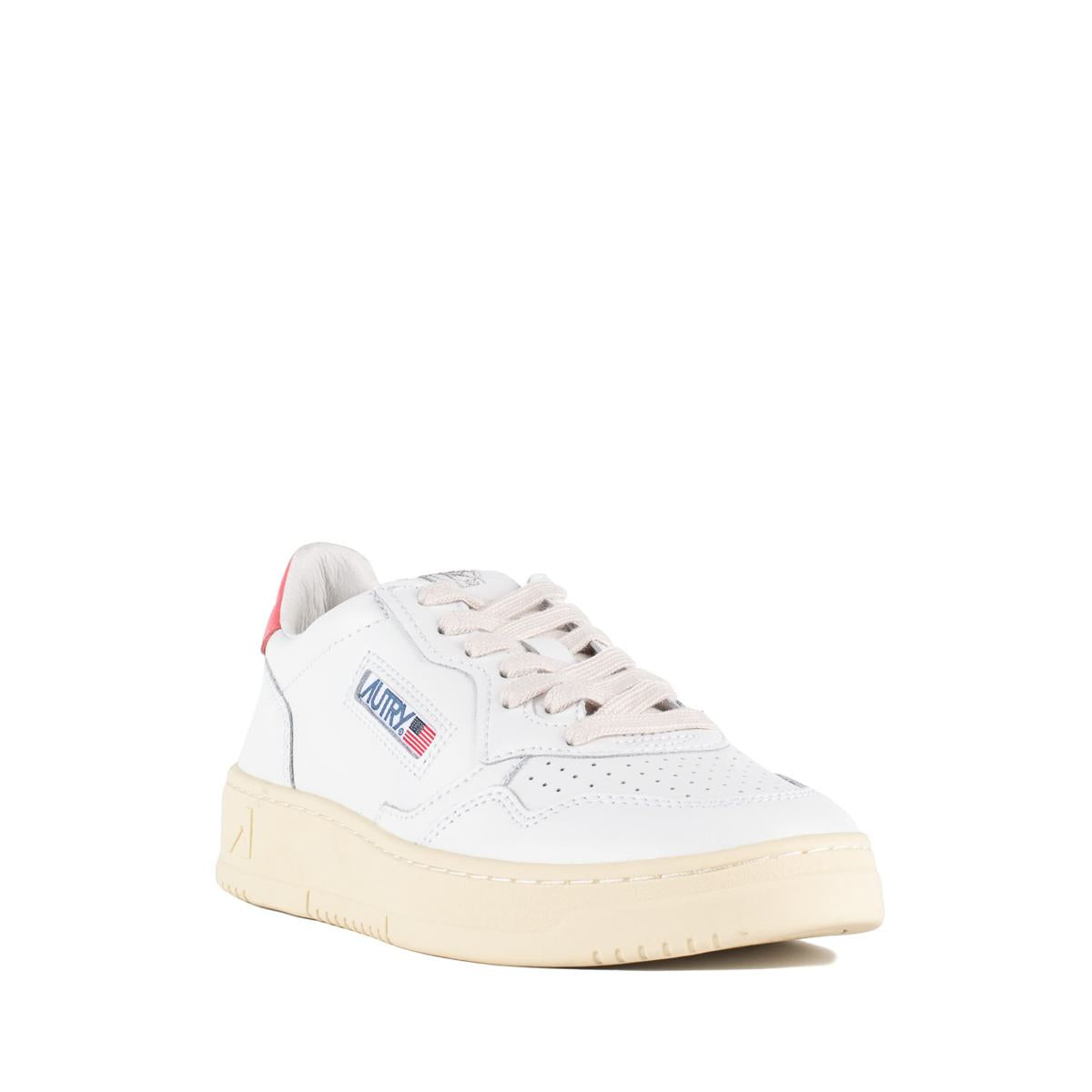 Autry Medalist Low White Leather And Tearose Sneakers
