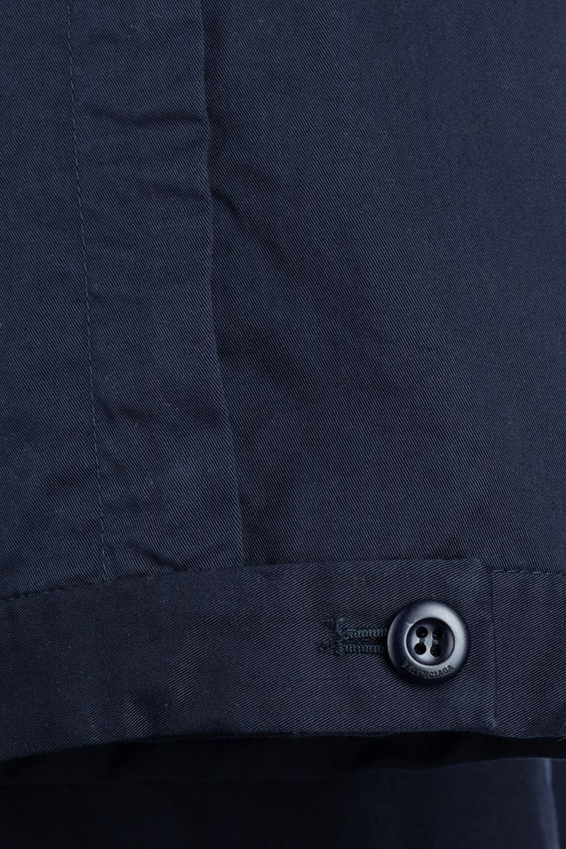 balenciaga-trench-1765609616008922189-5