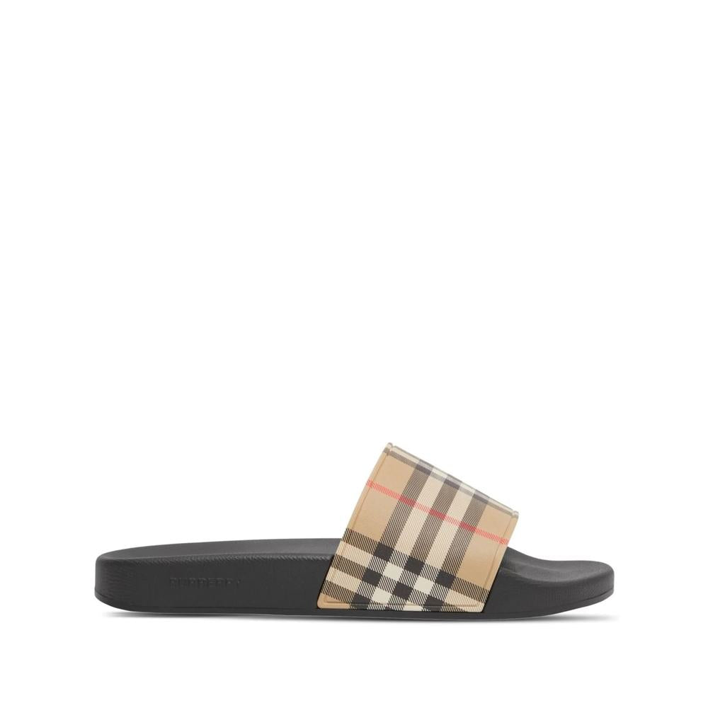 Burberry Flip-Flops & Slides