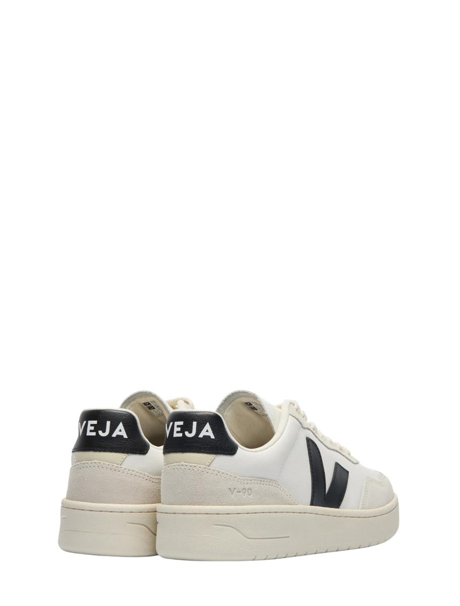 Veja Sneakers