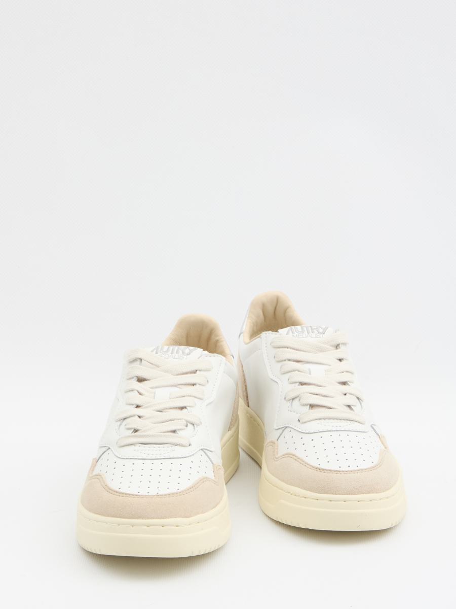 Medalist Low Sneakers