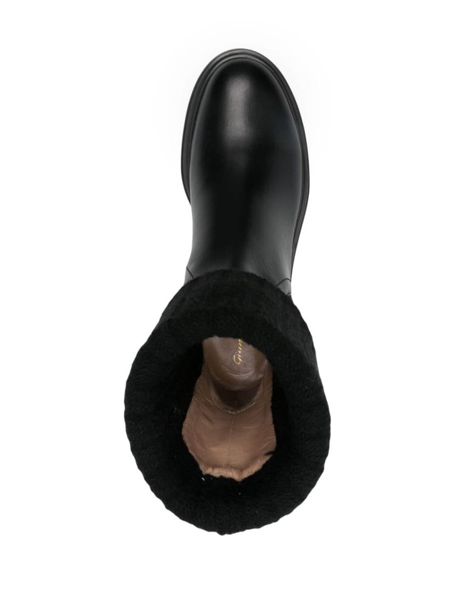 Gianvito Rossi Leather Chelsea Boots