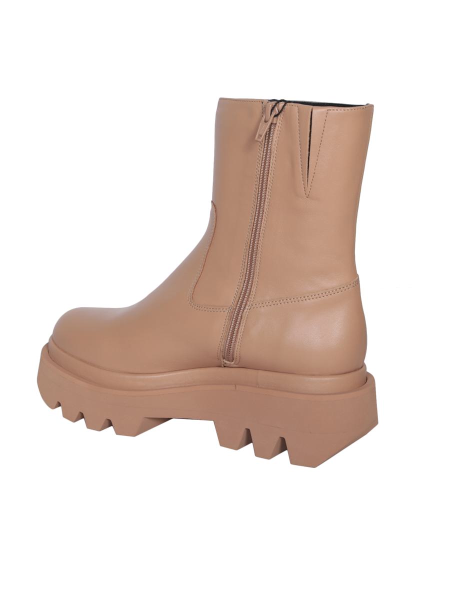 Paloma Barcelo High Heels