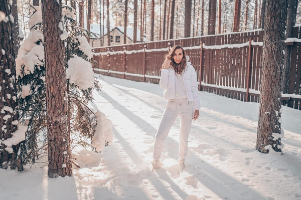 Can You Wear White Pants in Winter? 10 Stylish Ways