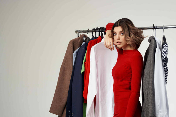 Minimalist Capsule Wardrobe Guide: Less Clothes, More Style