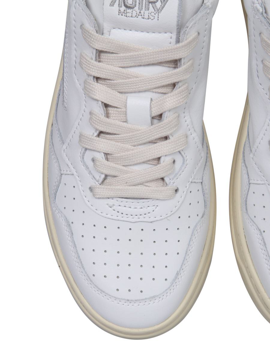 Autry Leather Sneaker