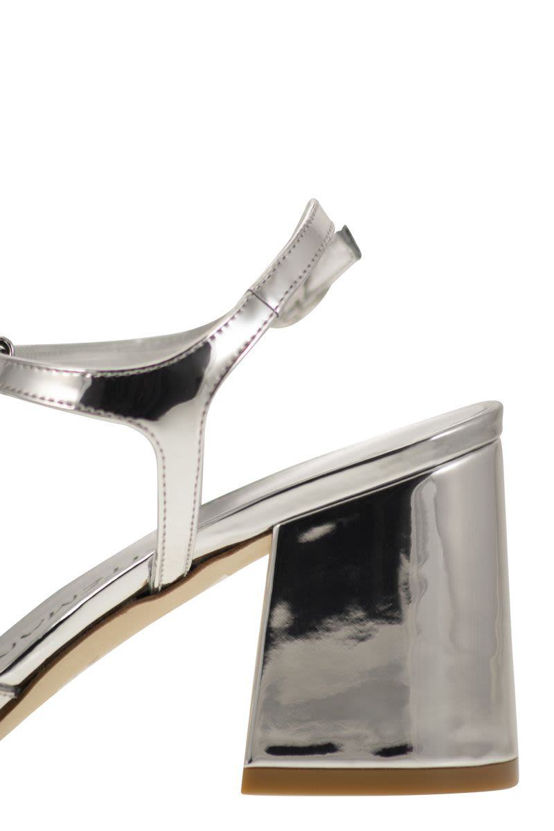 Stuart Weitzman Flareblock - Mirrored Leather T-Sandal