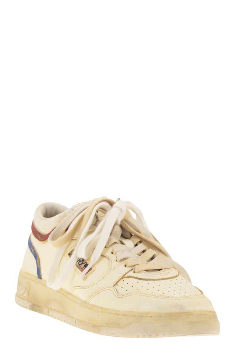 Autry Med-Way - Leather Sneakers