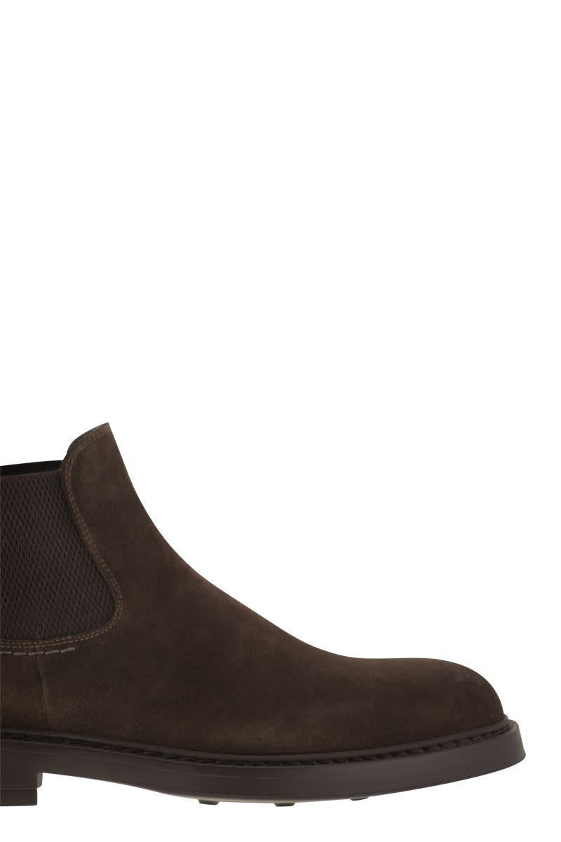 Doucal's Suede Chelsea Boot