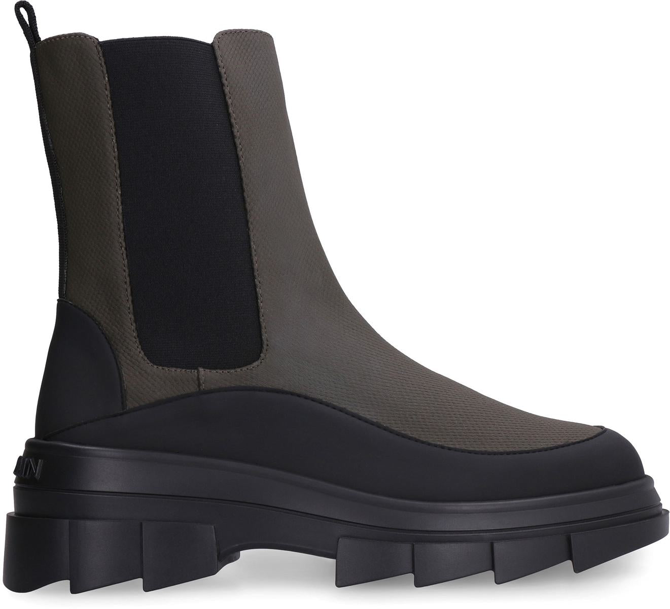 Stuart Weitzman Noho Chelsea Boots