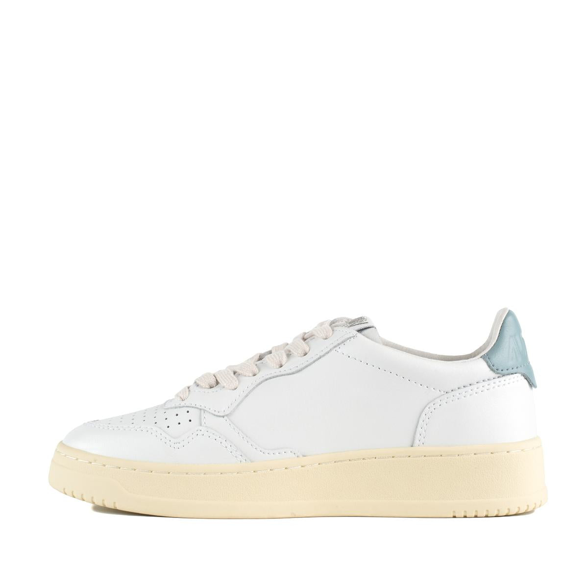 Autry Medalist Low Leather Sneakers Color White And Silver Blue