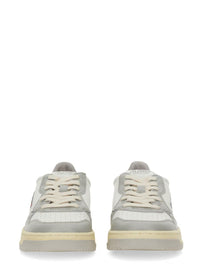 Autry "Medalist Low" Sneaker