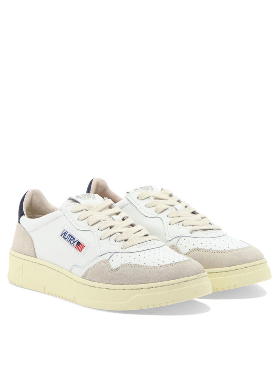 Autry "Medalist Low" Sneakers