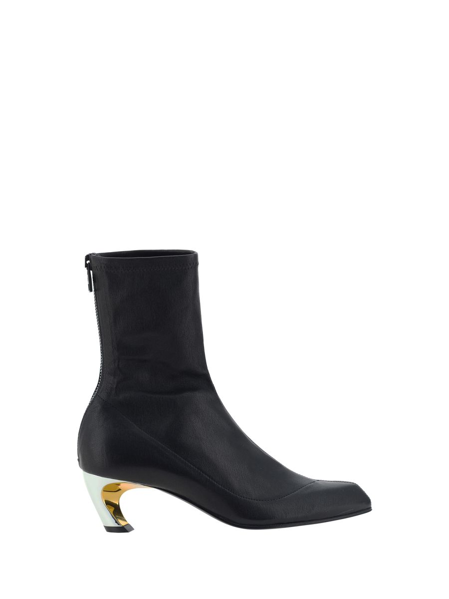 alexander-mcqueen-boots-1765069360009080477-0