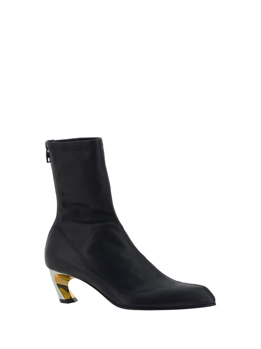 alexander-mcqueen-boots-1765069360009080477-1