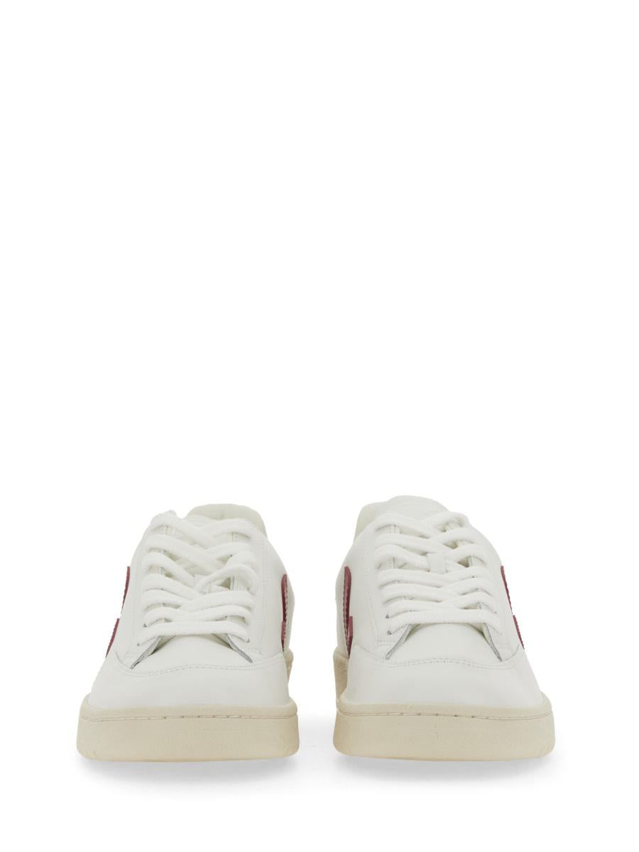 Veja Sneaker V-12