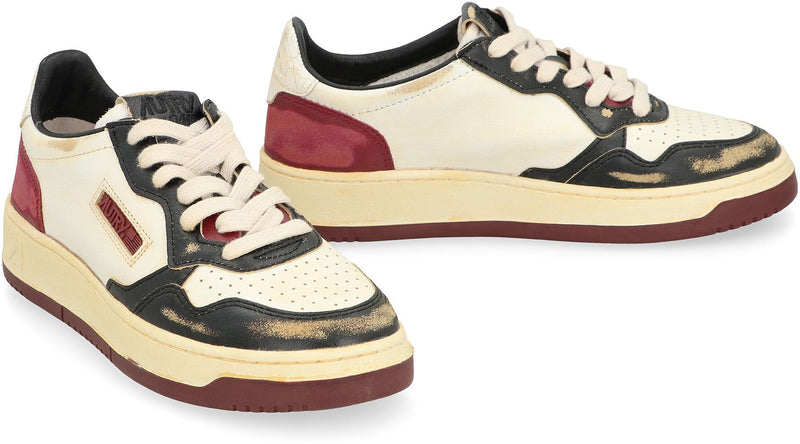 Autry Medalist Low-Top Sneakers