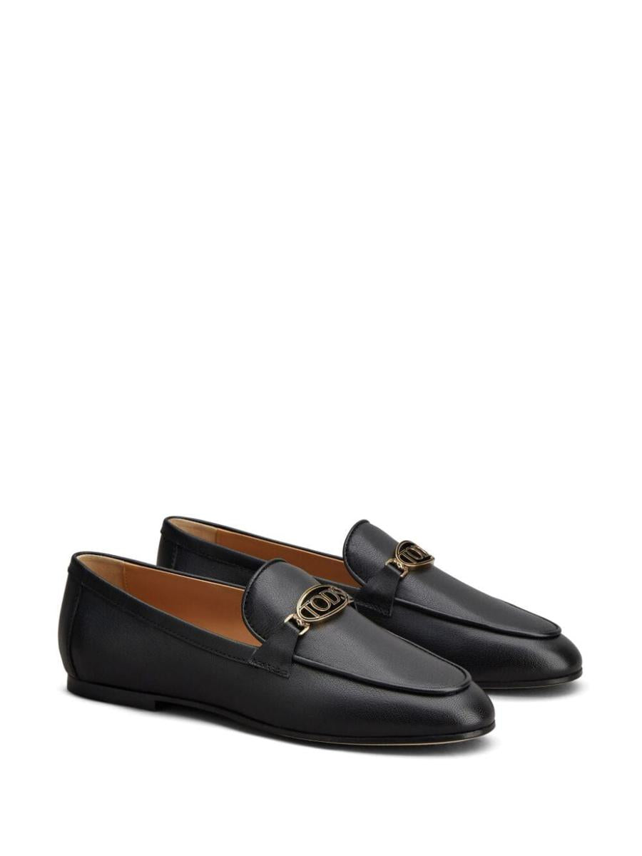 Tod'S Oval Logo Leather Loafer Shoes