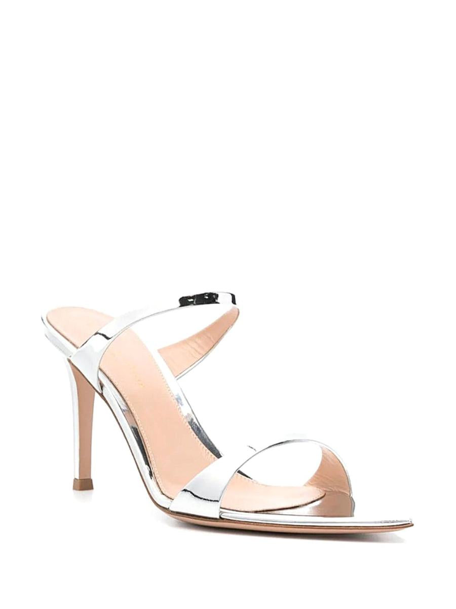 GIANVITO ROSSI Shoes