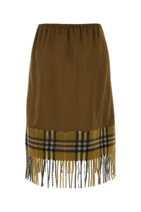 burberry-skirts-1765534730010342337-1