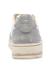 Autry Medalist Low Sneakers Super Vintage In White Rose And Blackboard Leather Shoes