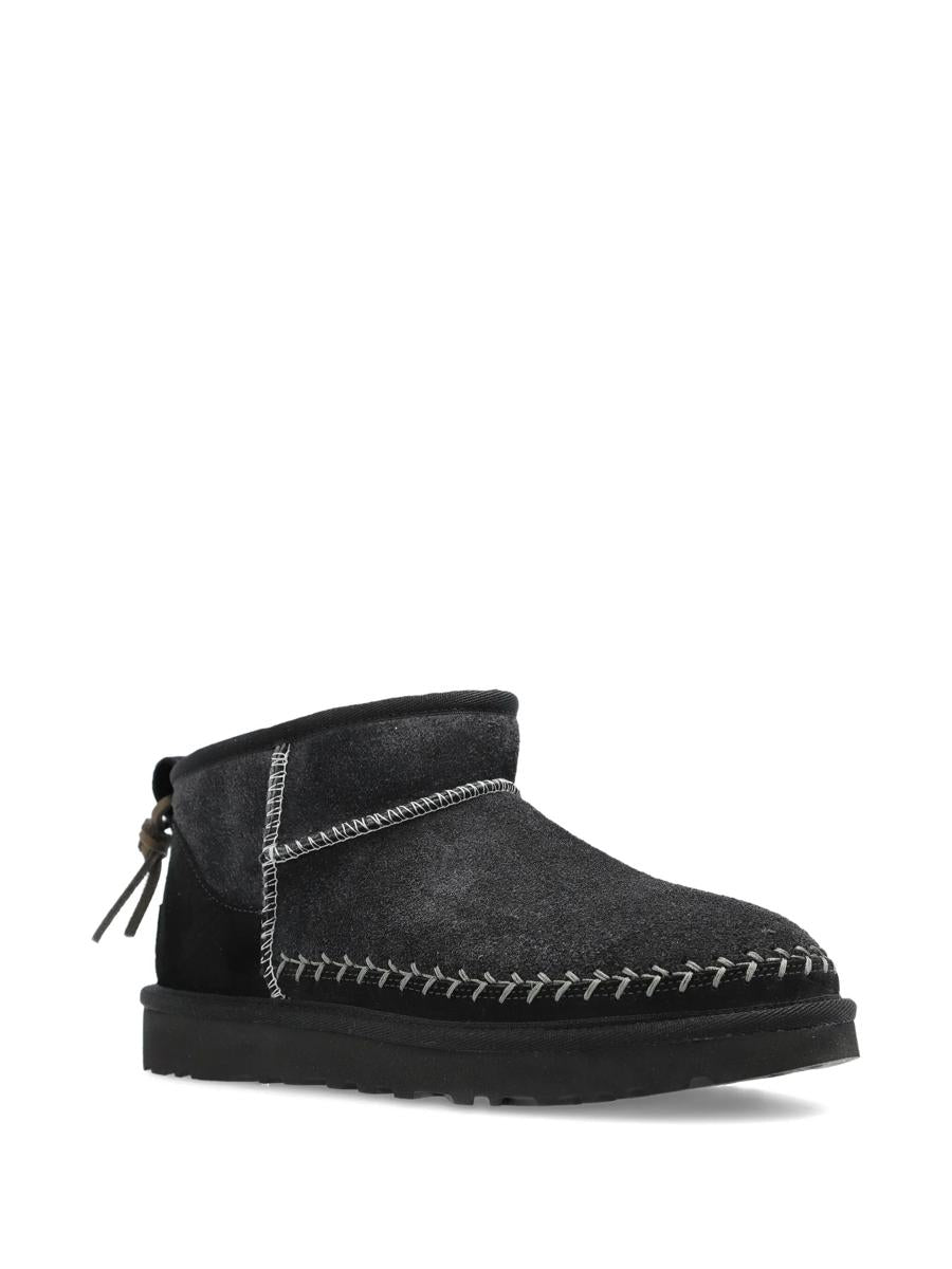 UGG W Classic Ultra Mini Biarritz Shoes