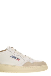 Autry Medalist Low - Leather And Suede Sneakers