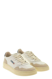 Autry Medalist Low - Leather And Suede Sneakers