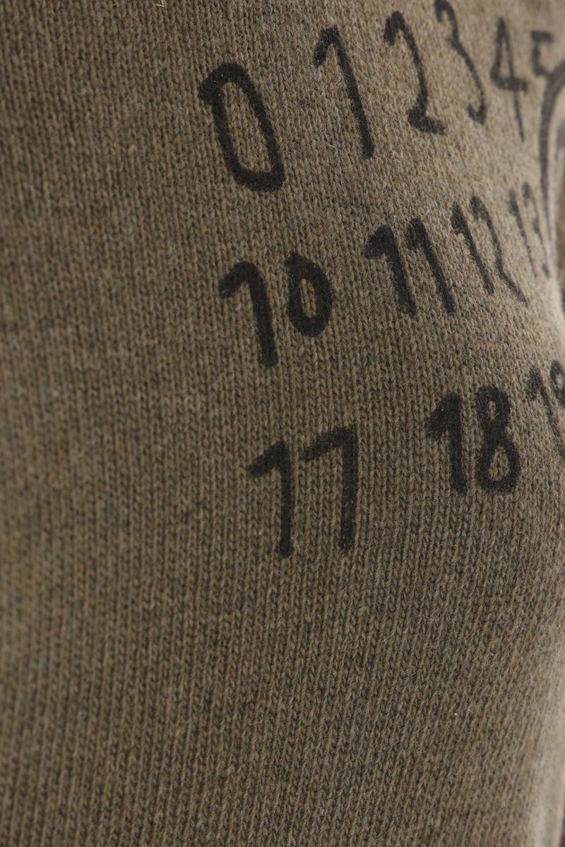 mm6-maison-margiela-sweaters-1764865730008538801-5