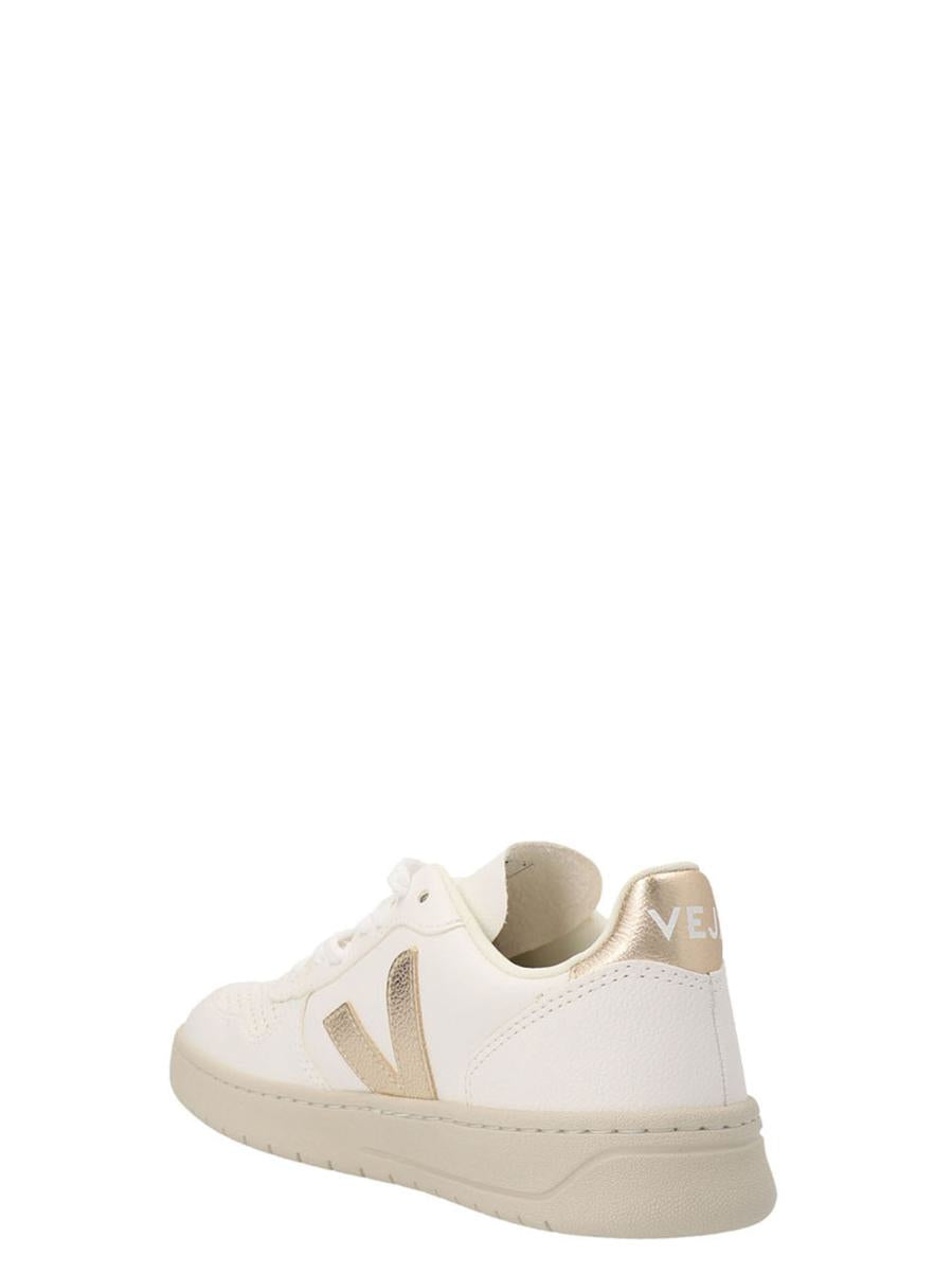 Veja 'V-10' Sneakers