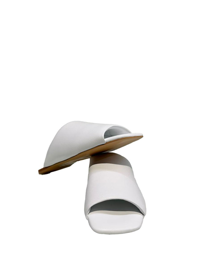 La Rose Sabot Nappa White