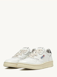 Medalist Low Sneakers
