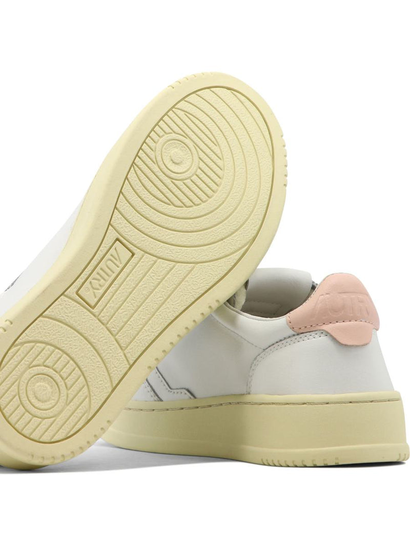 Autry "Medalist Low" Sneakers