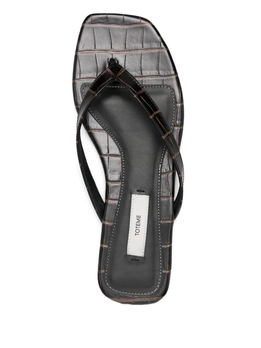 TOTEME Leather Thong Sandals